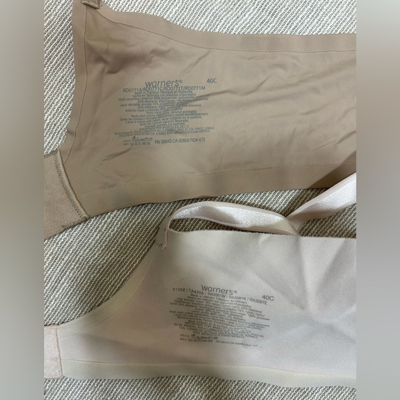Warner’s lot of 2 Underwire bras Sz 40C - Picture 4 of 4